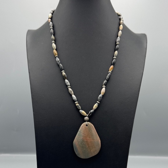 Jewelry - Stone and Sterling Pendant Necklace